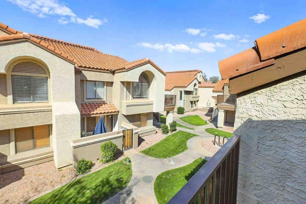 The Cool Cactus Condo With Pool And Jacuzzi تيمبي المظهر الخارجي الصورة